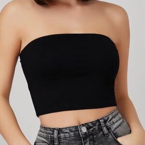 Black Strapless Tube Top